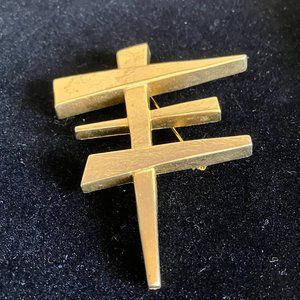 Vintage Goldtone Fashion Brooch/ Pin